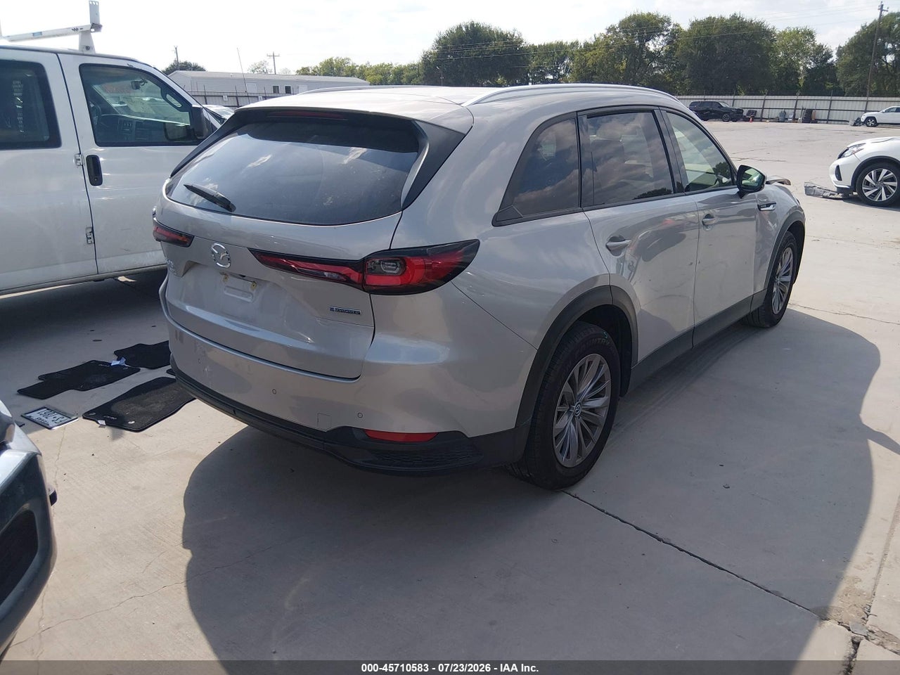 2025 MAZDA CX-90 3.3 TURBO PREFERRED PACKAGE · 4/11