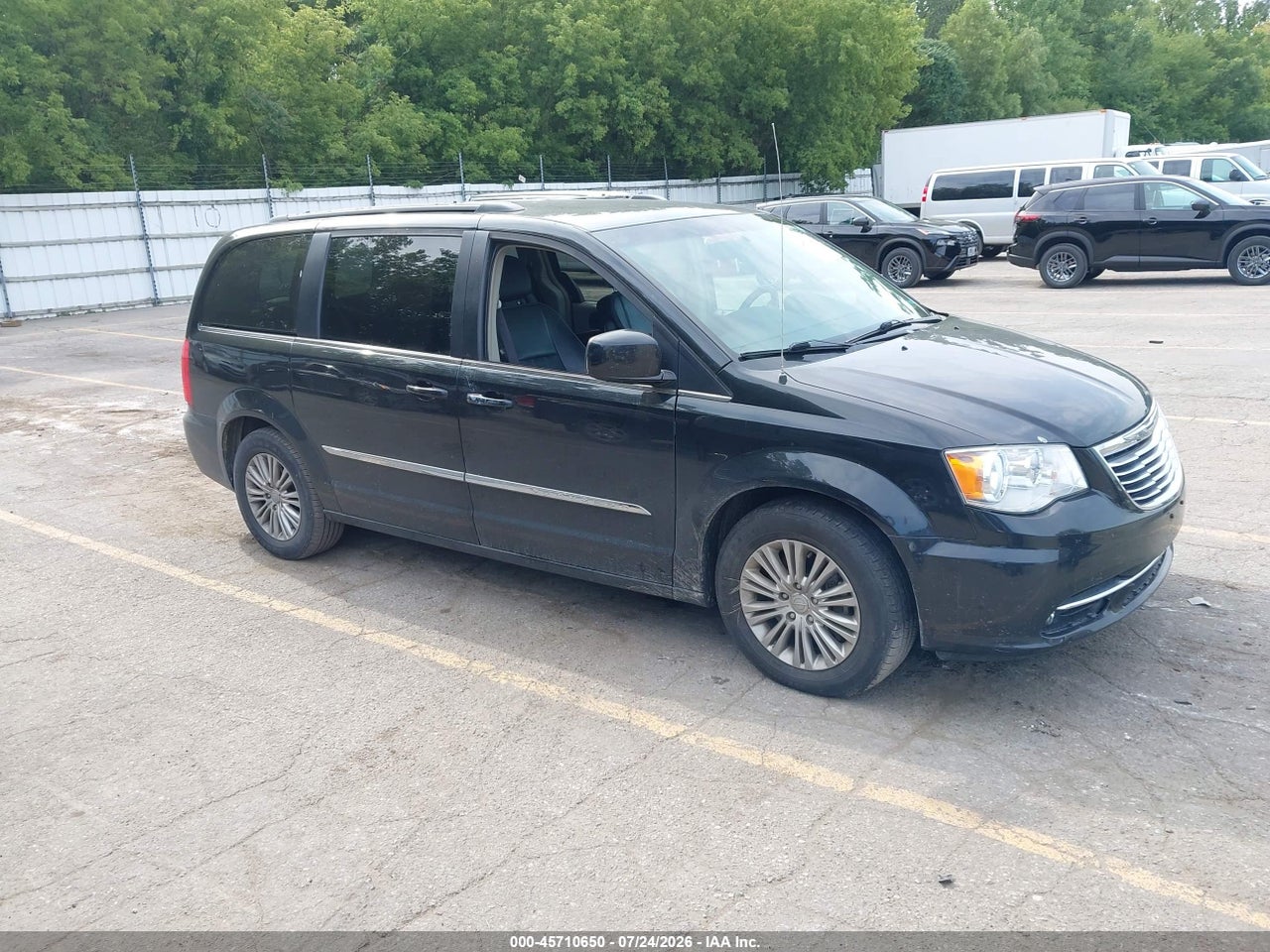 2C4RC1CG0FR****** · 2015 CHRYSLER TOWN &amp; COUNTRY TOURING-L