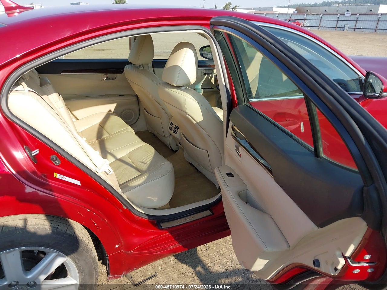 JTHBK1GG4E2****** · 2014 LEXUS ES 350 · 8/11