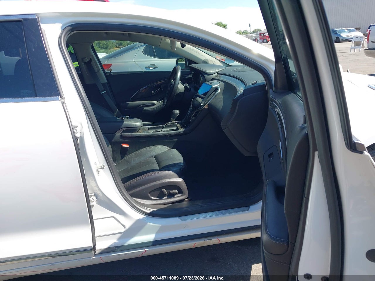 2015 BUICK LACROSSE LEATHER · 5/11