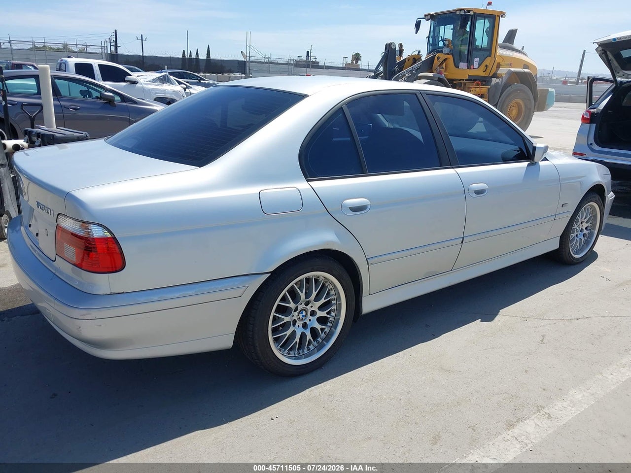 2002 BMW 530IA · 4/11