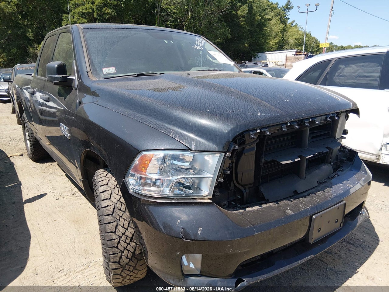 2018 RAM 1500 EXPRESS  4X4 6'4 BOX