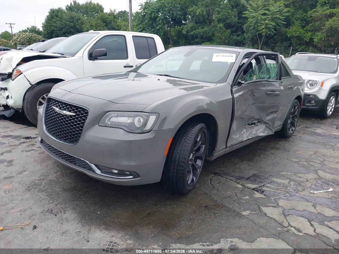 2019 CHRYSLER 300 300S · 2/11