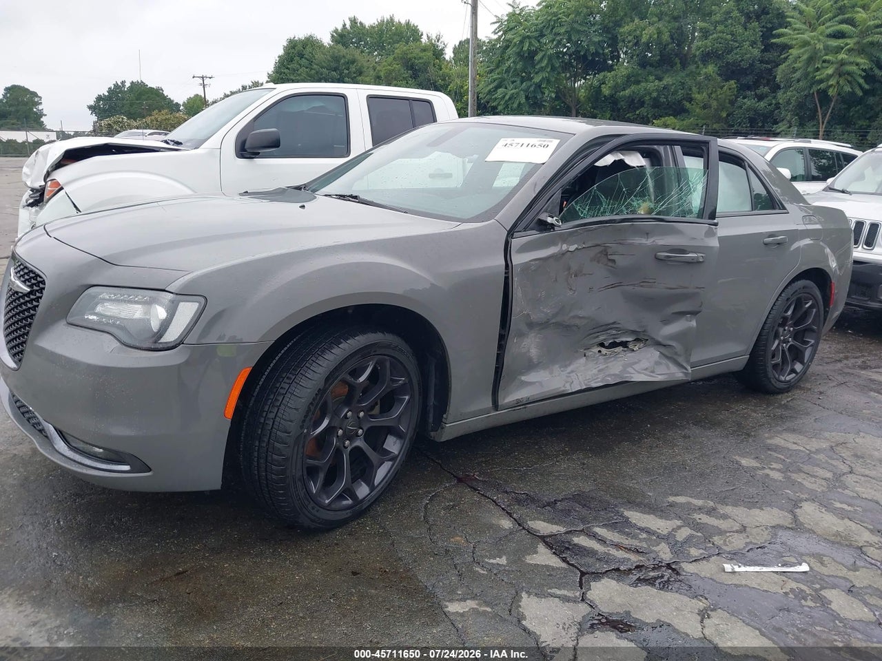 2019 CHRYSLER 300 300S · 6/11
