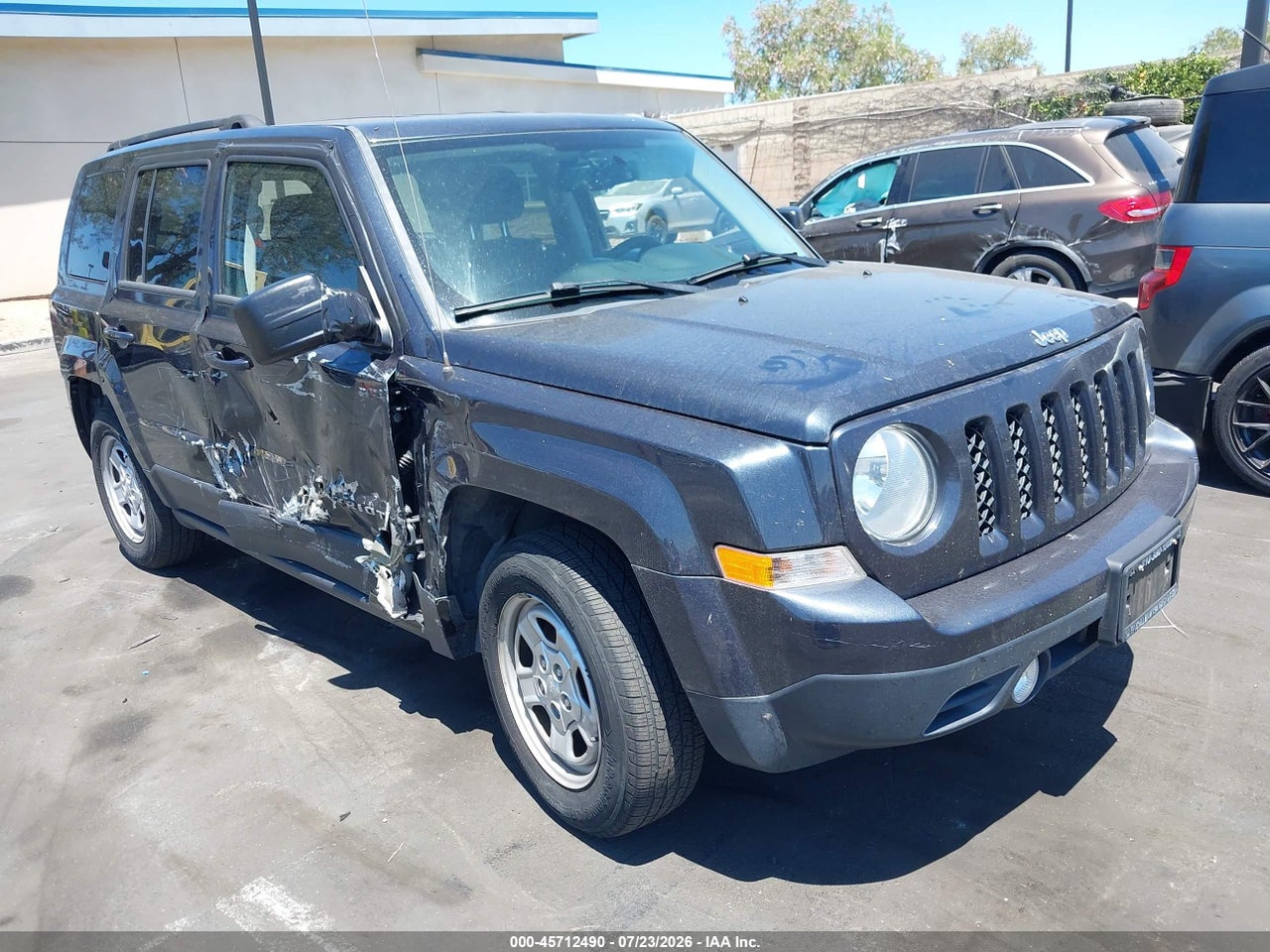1C4NJPBAXGD****** · 2016 JEEP PATRIOT SPORT