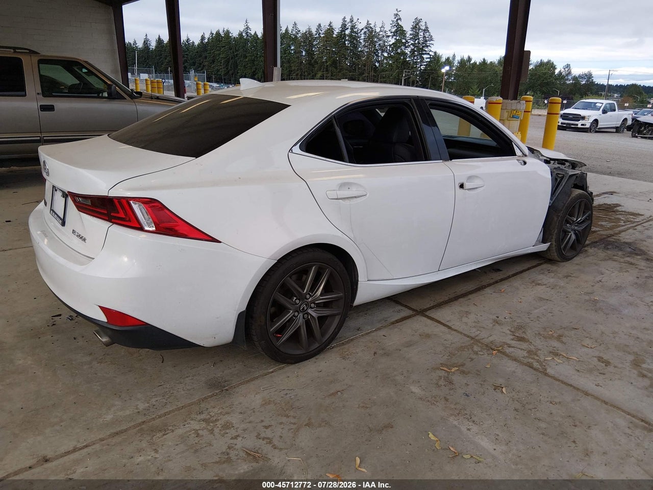 2016 LEXUS IS 200T · 4/11