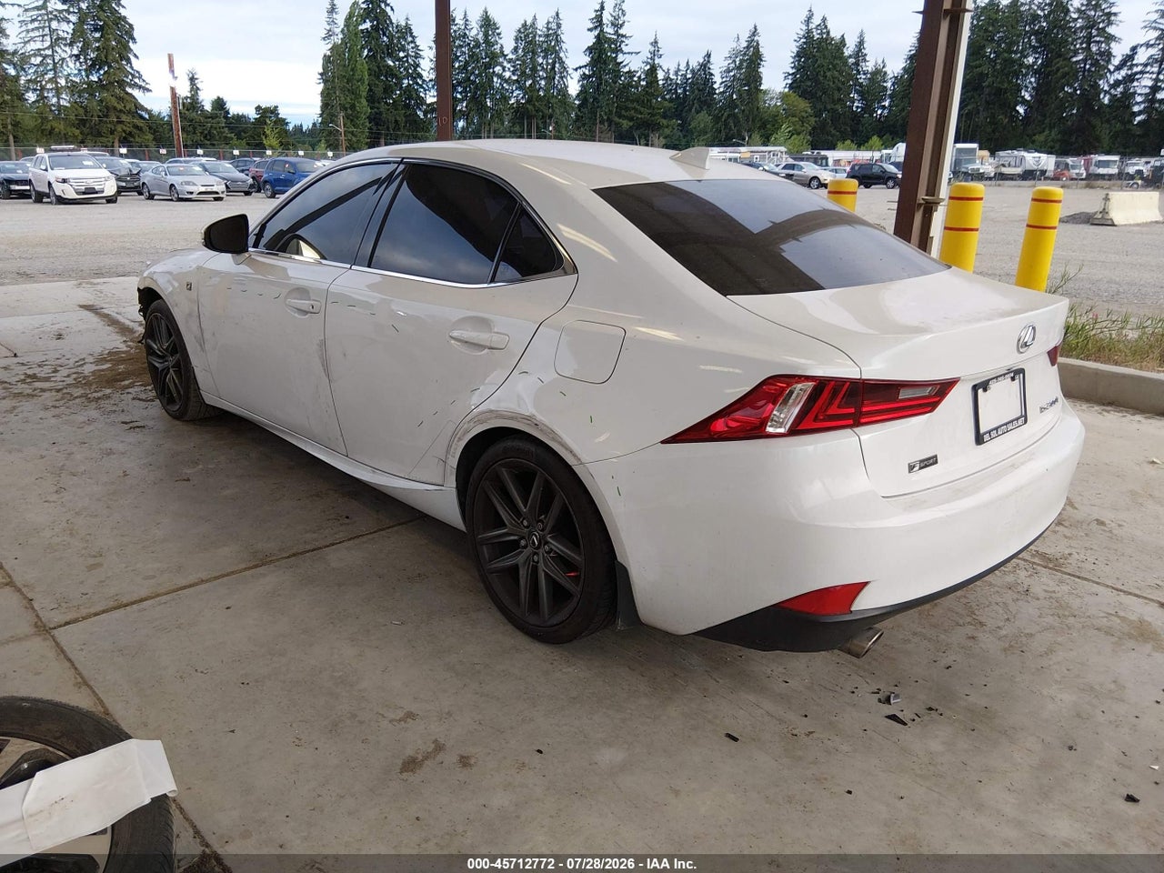 2016 LEXUS IS 200T · 3/11