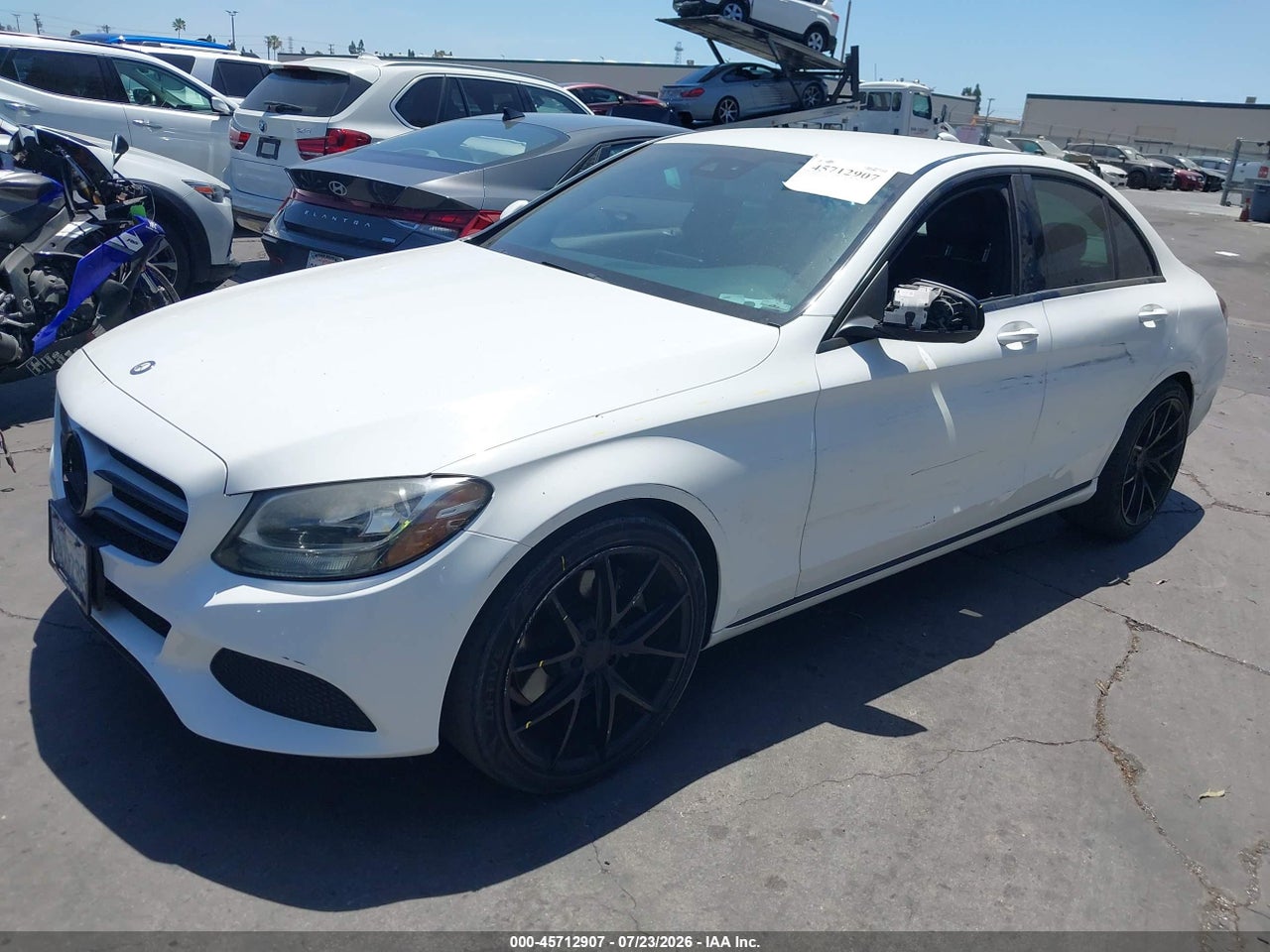 2016 MERCEDES-BENZ C 300 · 2/11