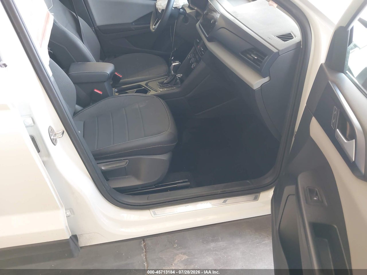 2023 VOLKSWAGEN TAOS 1.5T SE · 5/11