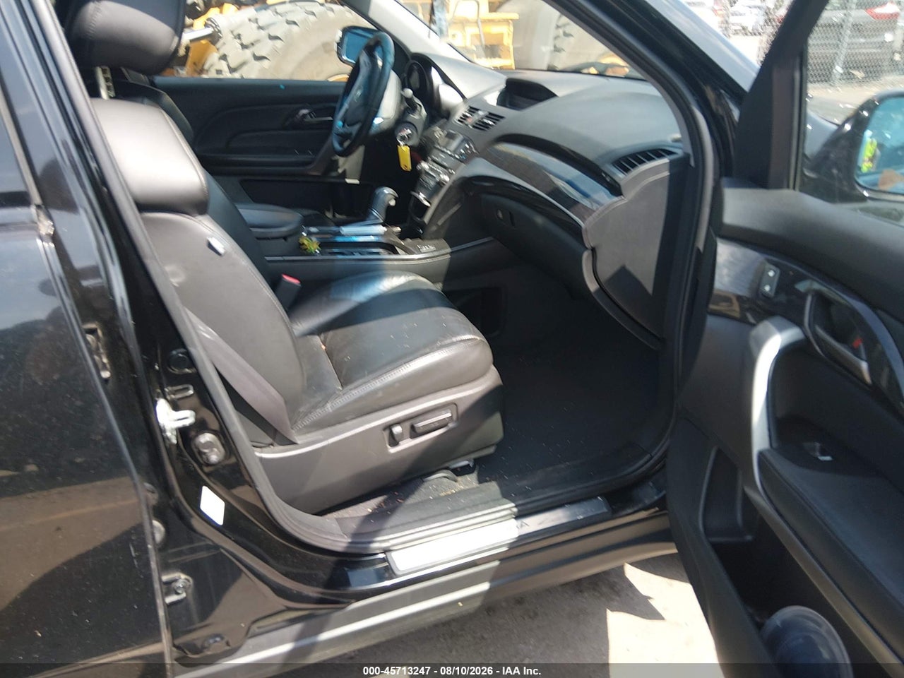 2HNYD282X8H****** · 2008 ACURA MDX   · 5/11