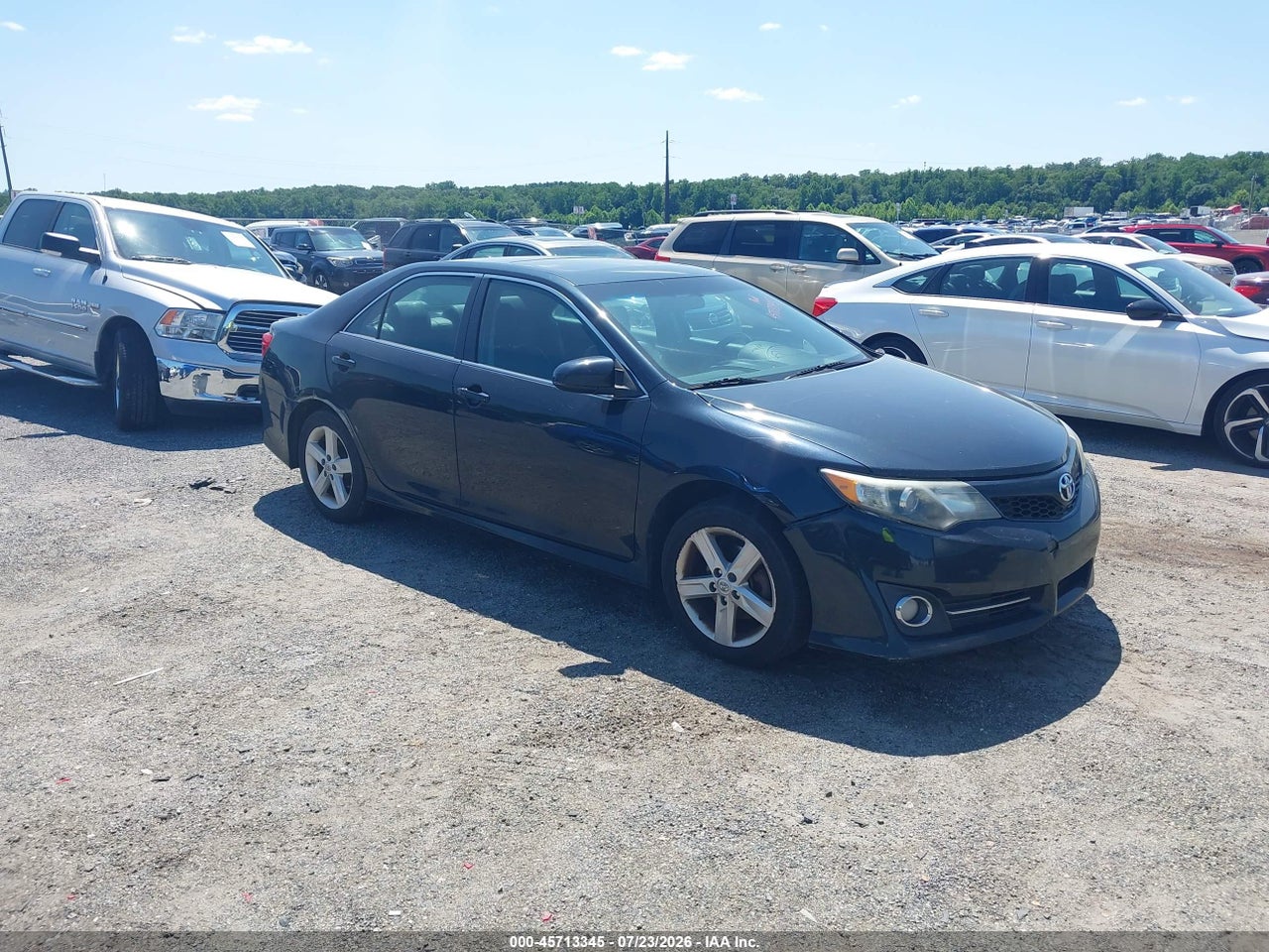 4T1BF1FKXEU****** · 2014 TOYOTA CAMRY SE