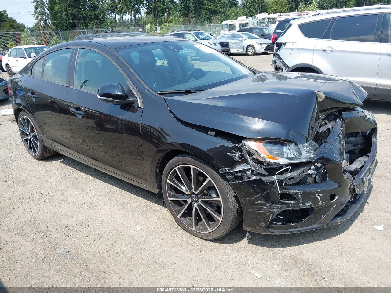 YV126MFL3J2****** · 2018 VOLVO S60 T5 DYNAMIC
