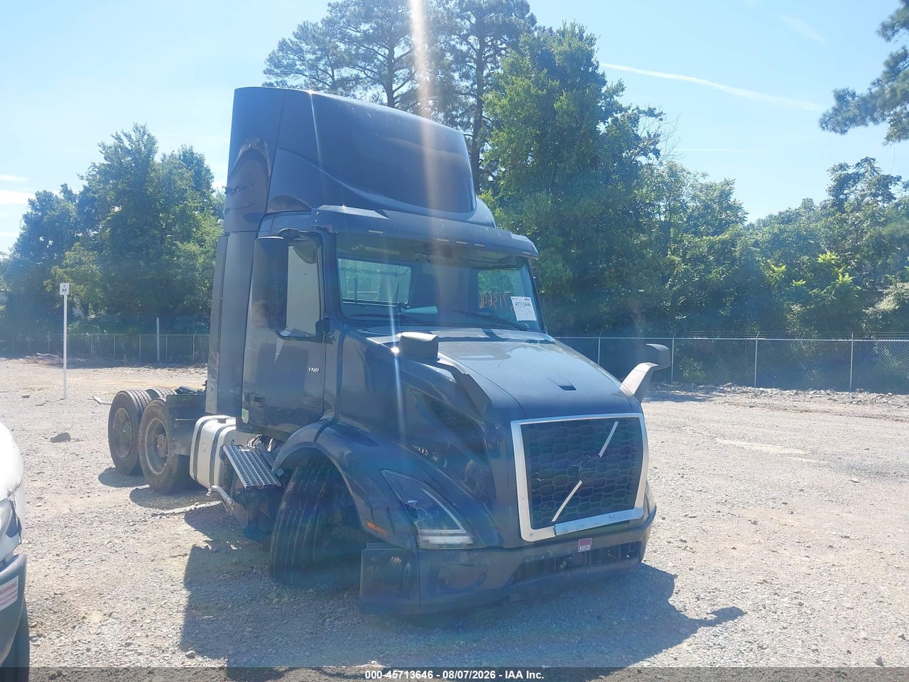 4V4WC9EG0LN****** · 2020 VOLVO VNR