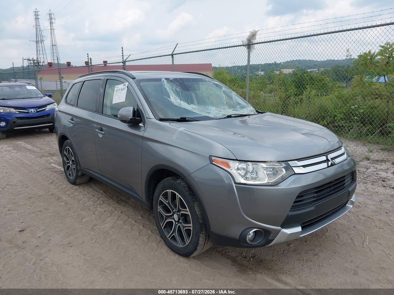 JA4AD3A38FZ****** · 2015 MITSUBISHI OUTLANDER SE