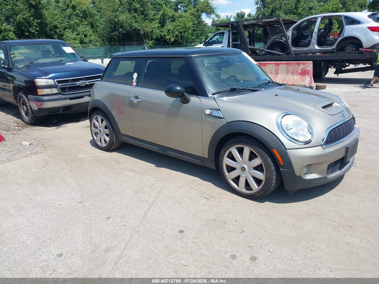 WMWMF7C55AT****** · 2010 MINI COOPER S