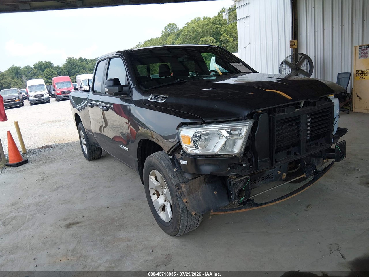 2022 RAM 1500 BIG HORN 4X2 6'4 BOX