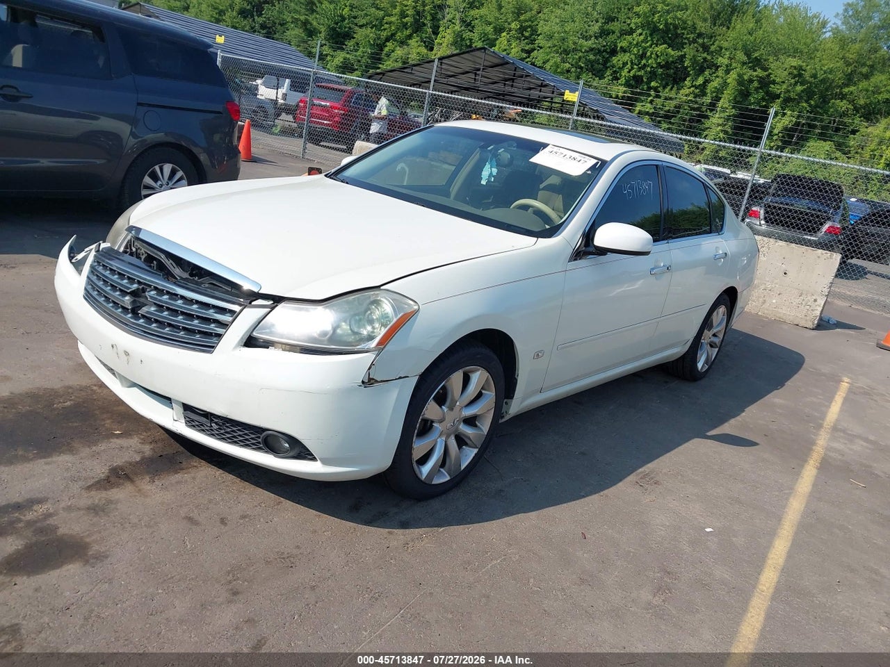 2006 INFINITI M35X · 2/11