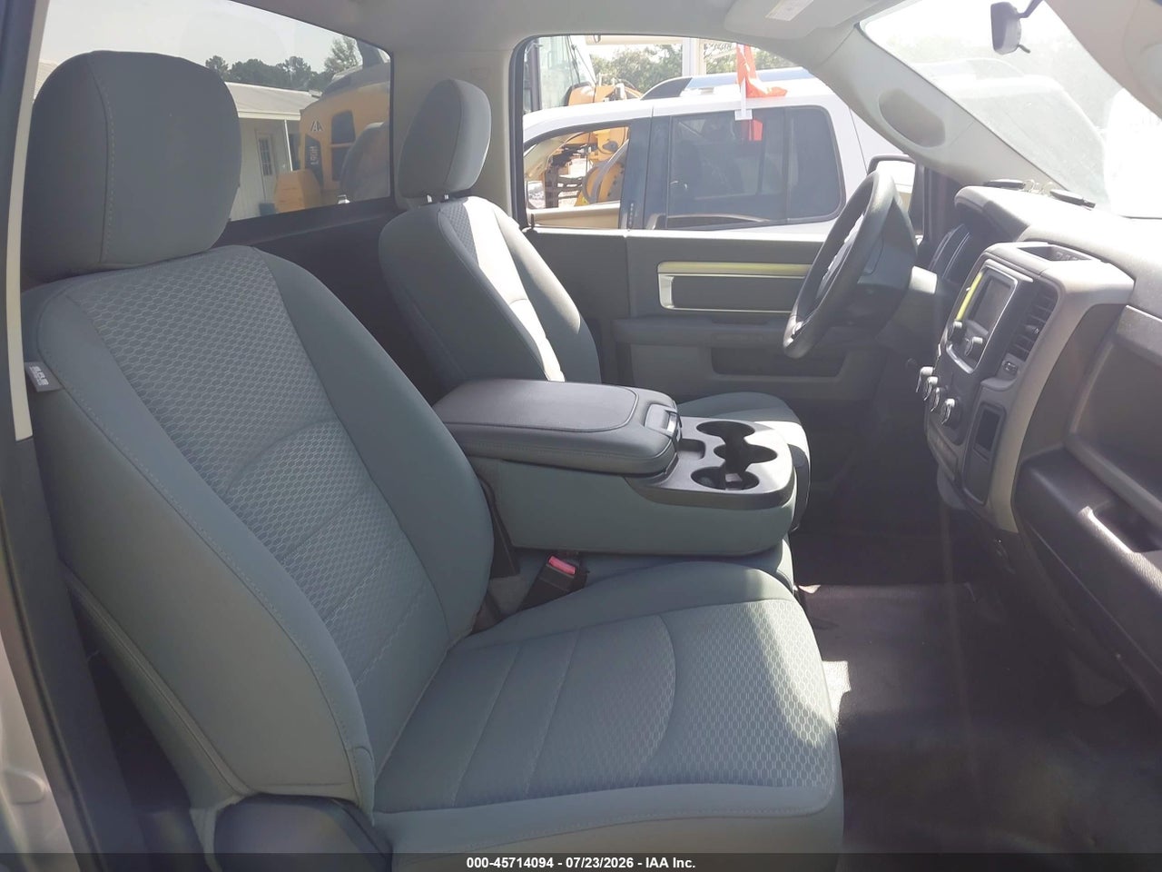 2019 RAM 1500 CLASSIC   · 5/11