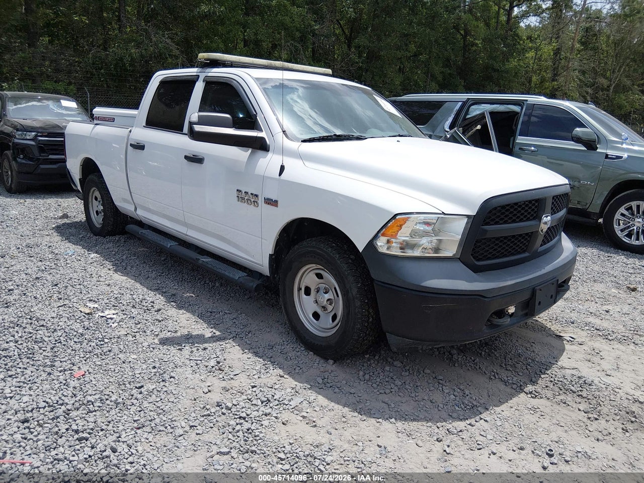 2018 RAM 1500 TRADESMAN  4X4 6'4 BOX