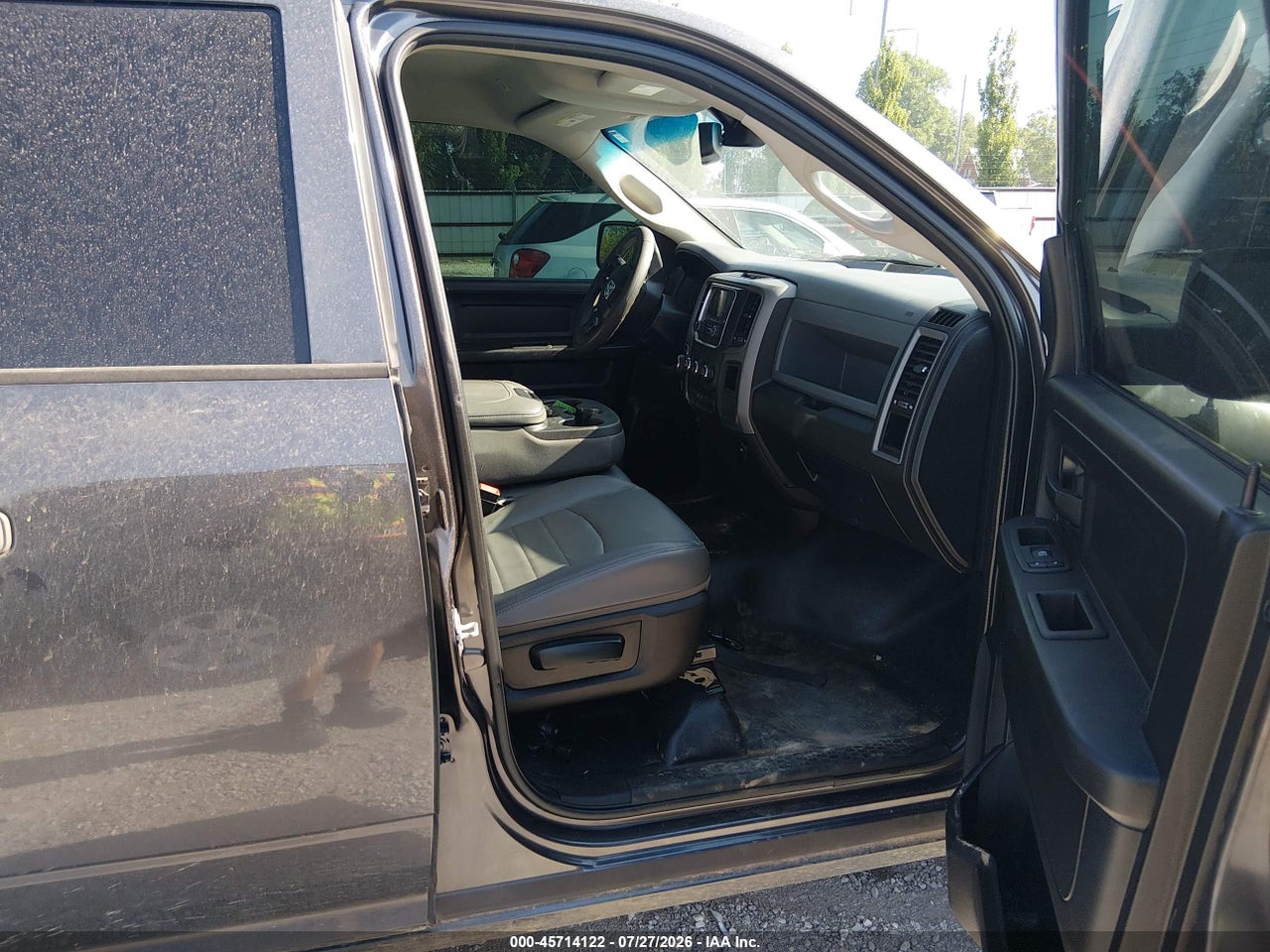 2020 RAM 1500 CLASSIC TRADESMAN  4X2 6'4 BOX · 5/11