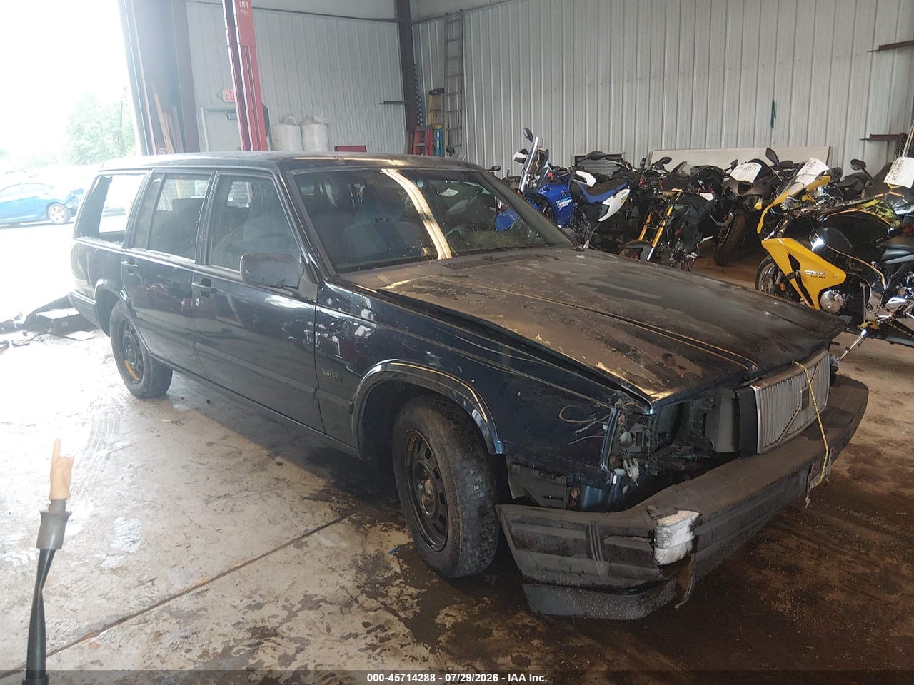 1994 VOLVO 940