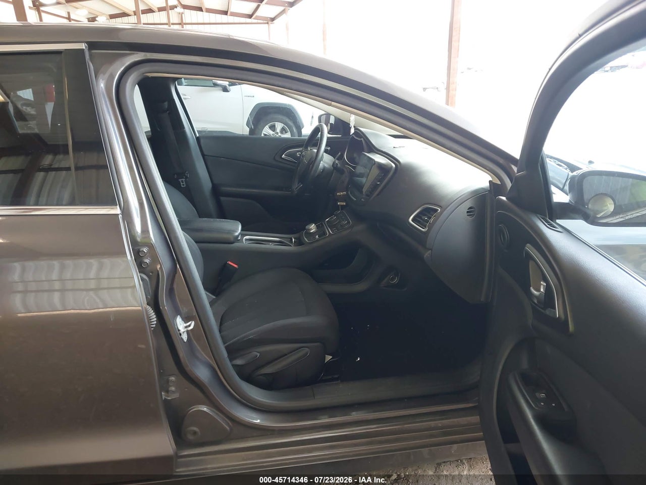2015 CHRYSLER 200 LIMITED · 5/11