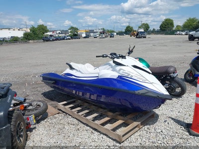 2025 YAMAHA GP1800