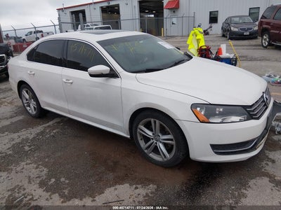 2015 VOLKSWAGEN PASSAT 2.0L TDI SE