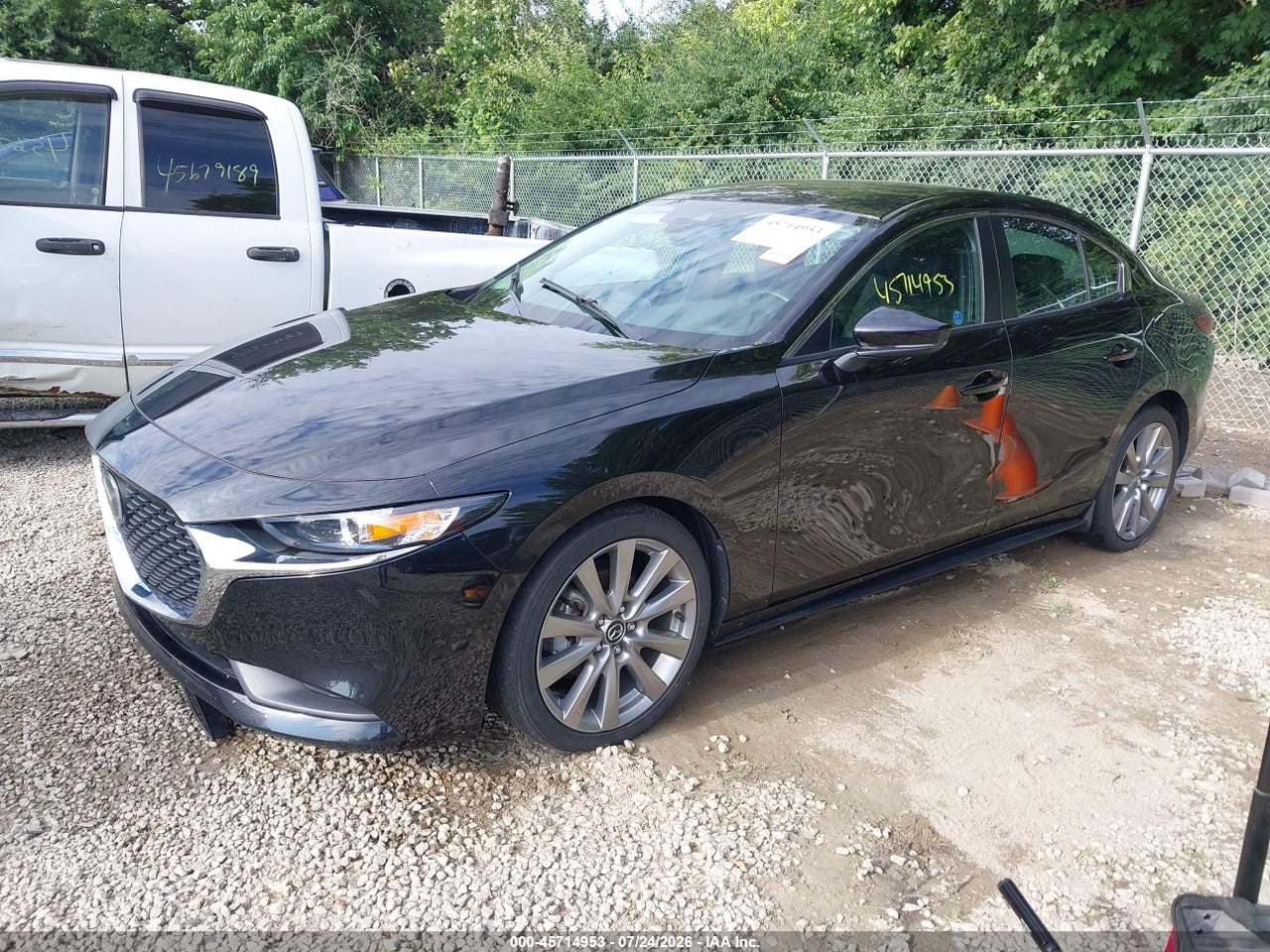 2023 MAZDA MAZDA3 2.5 S SELECT · 2/11
