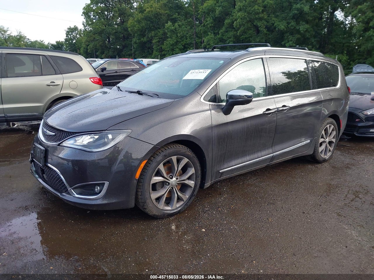 2019 CHRYSLER PACIFICA LIMITED · 2/11
