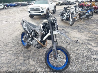 2025 SUZUKI DR-Z400 SM
