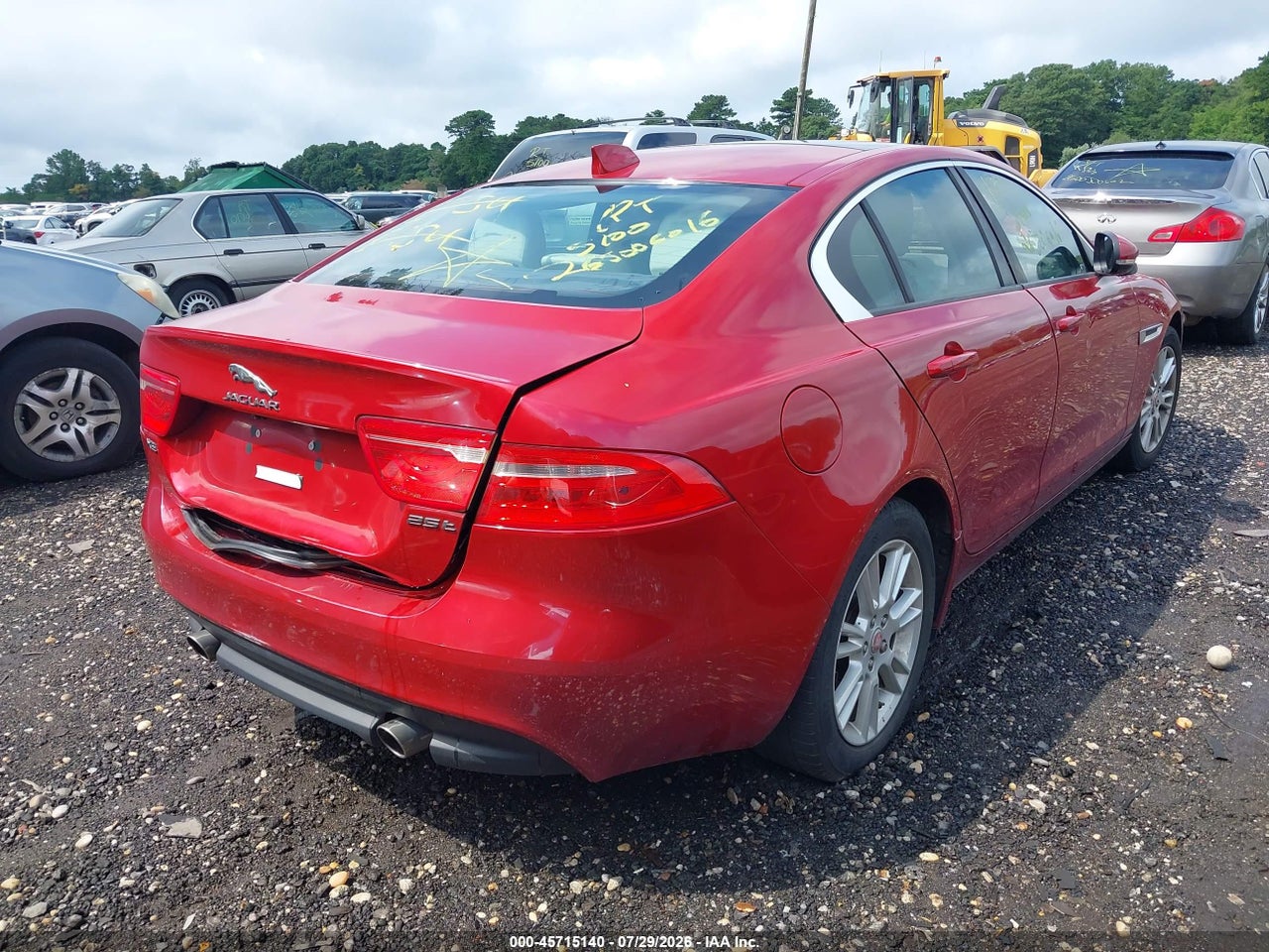 2017 JAGUAR XE 25T PREMIUM · 4/10
