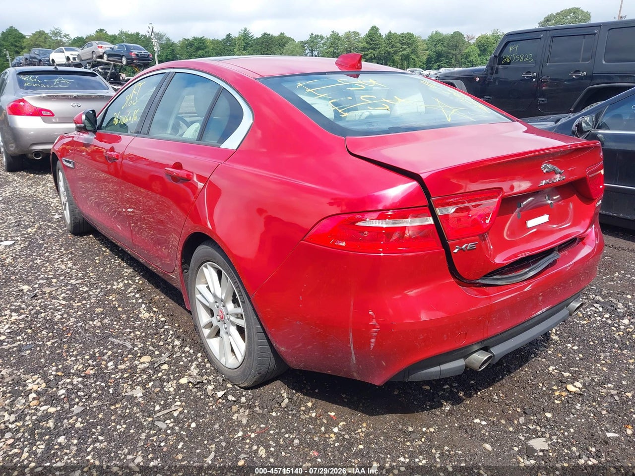 2017 JAGUAR XE 25T PREMIUM · 3/10