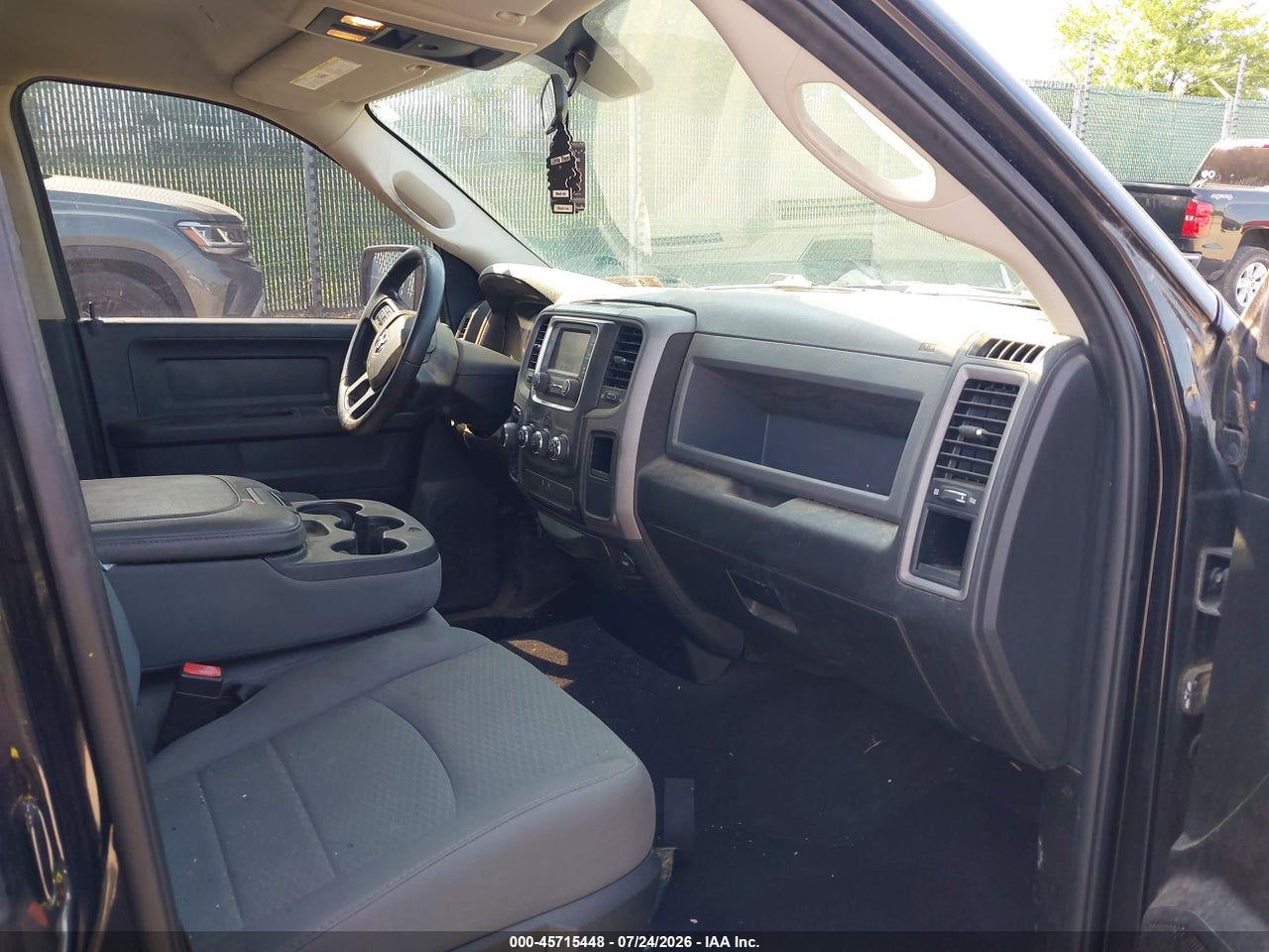1C6RR7FT8HS****** · 2017 RAM 1500   · 5/10