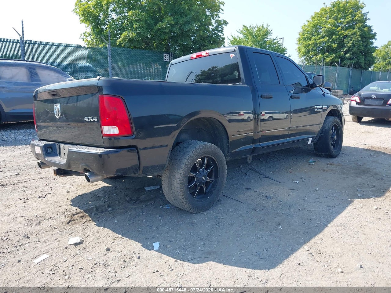 1C6RR7FT8HS****** · 2017 RAM 1500   · 4/10
