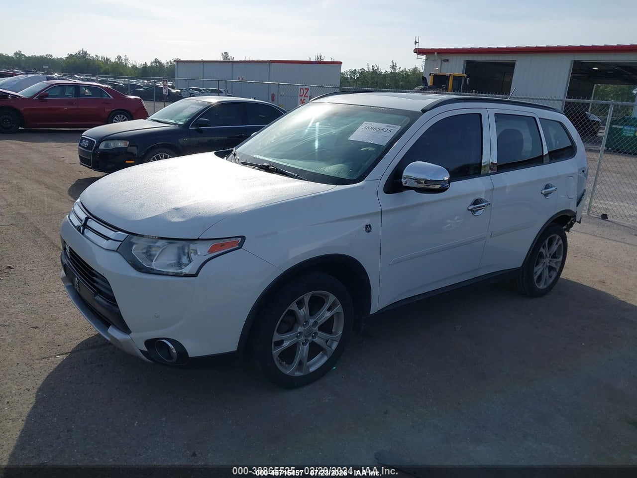 2015 MITSUBISHI OUTLANDER SE · 2/11