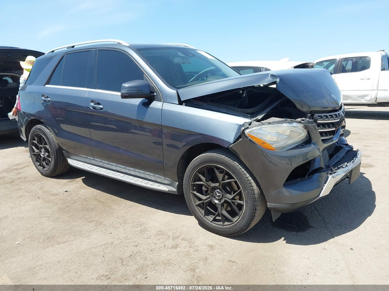 4JGDA5JB8FA****** · 2015 MERCEDES-BENZ ML 350
