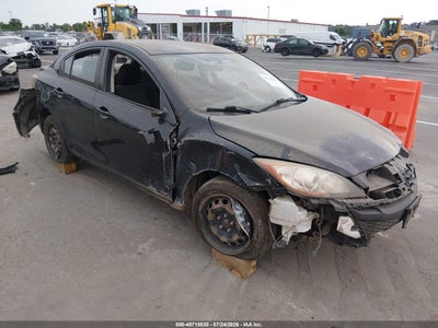 JM1BL1UF8B1****** · 2011 MAZDA MAZDA3 I SPORT