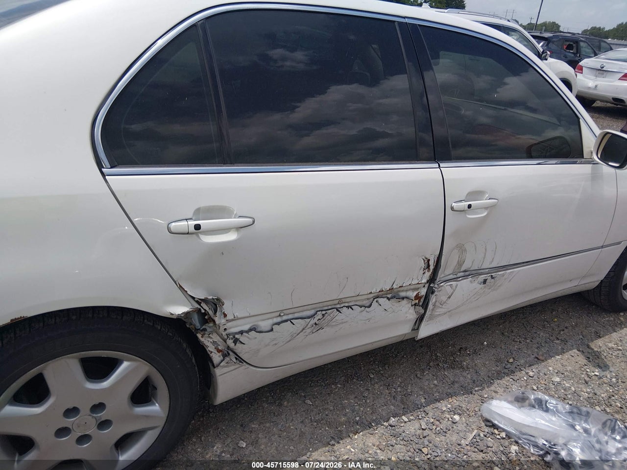 2004 LEXUS LS 430 · 6/11