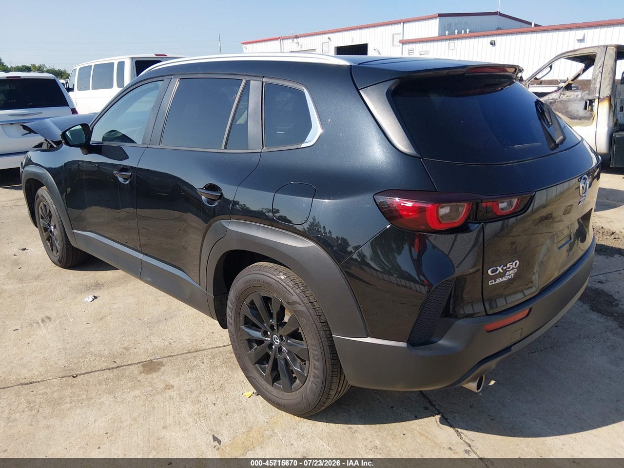 2024 MAZDA CX-50 2.5 S PREFERRED · 3/11