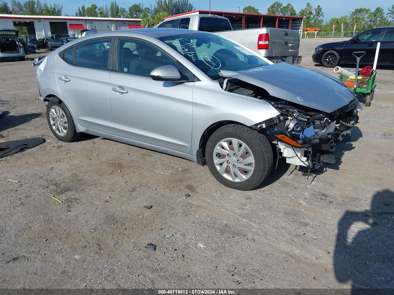 KMHD74LF8LU****** · 2020 HYUNDAI ELANTRA SE