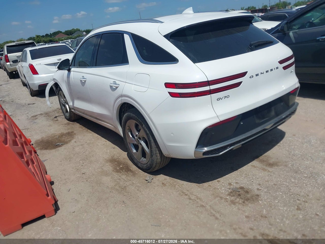 2026 GENESIS GV70 2.5T ADVANCED · 3/11