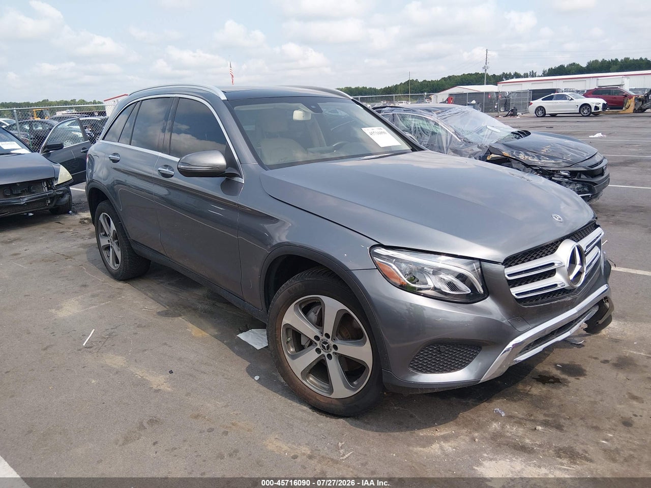 WDC0G4KB7HV****** · 2017 MERCEDES-BENZ GLC 300 4MATIC