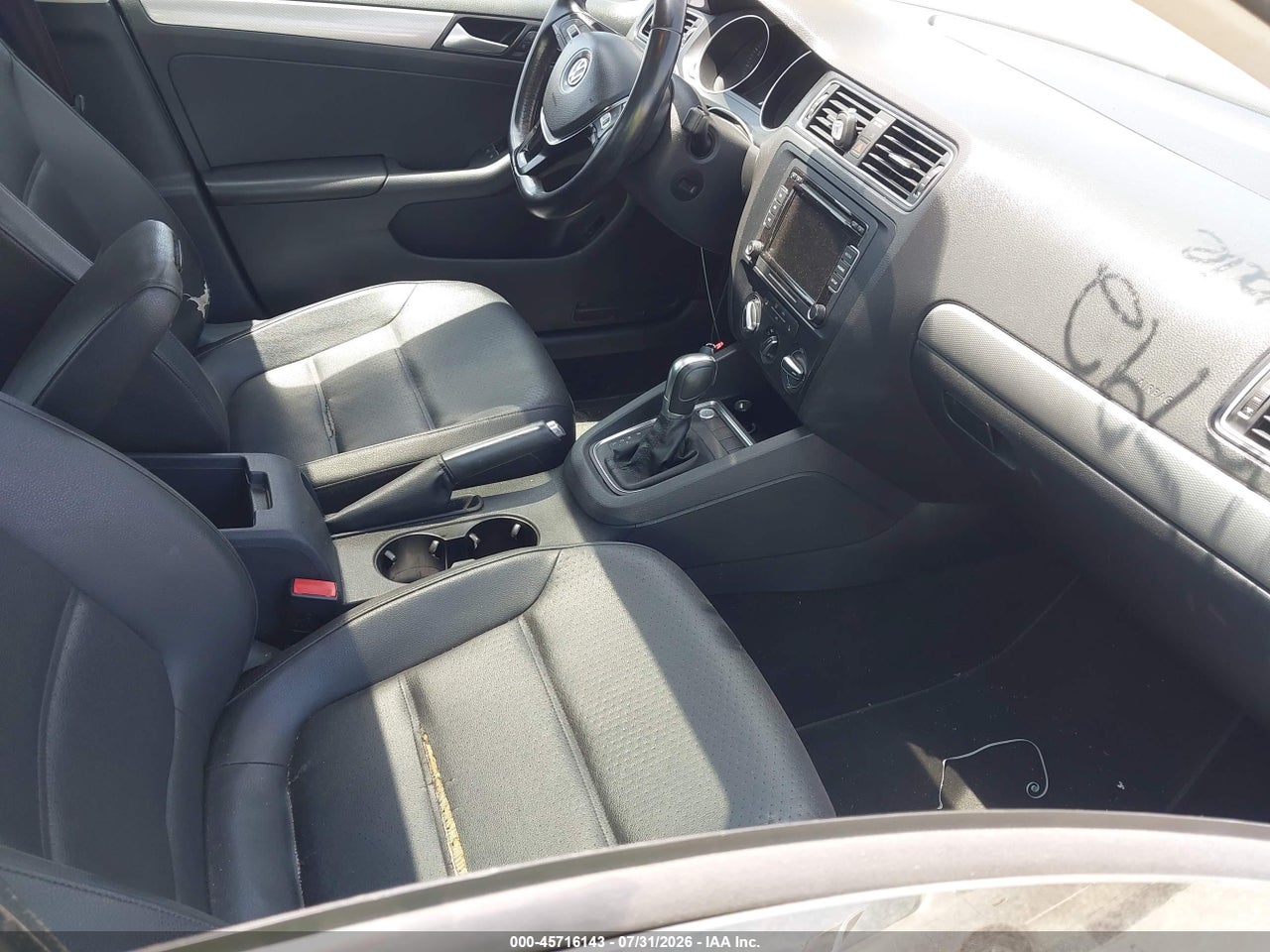 2015 VOLKSWAGEN JETTA 1.8T SE · 5/11