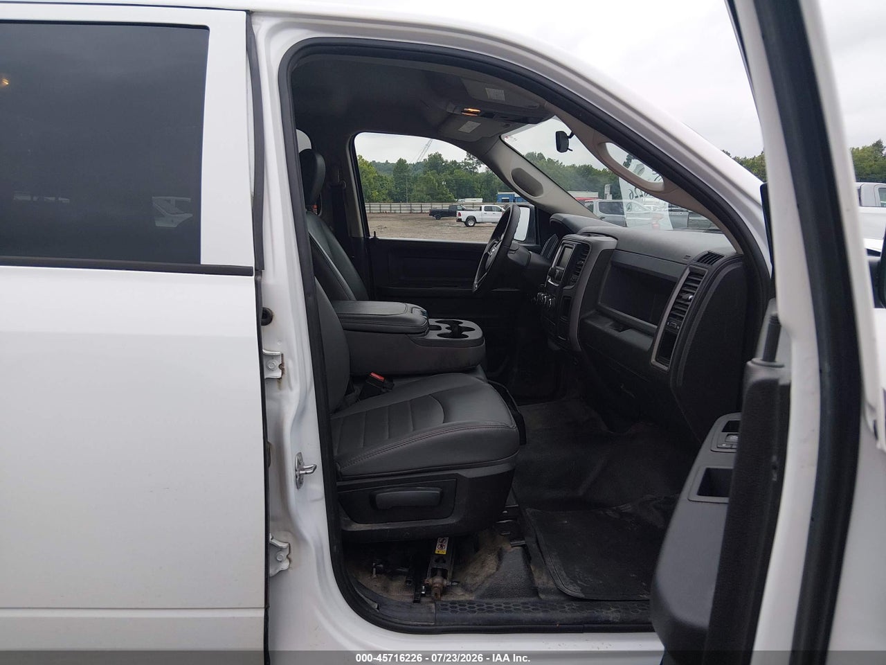 2018 RAM 1500 TRADESMAN  4X4 5'7 BOX · 5/11