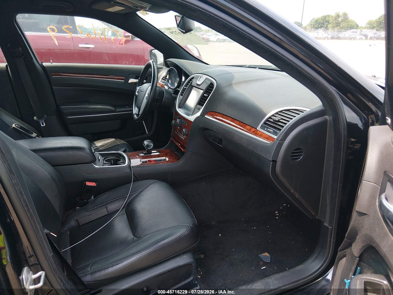 2012 CHRYSLER 300 LIMITED · 5/11