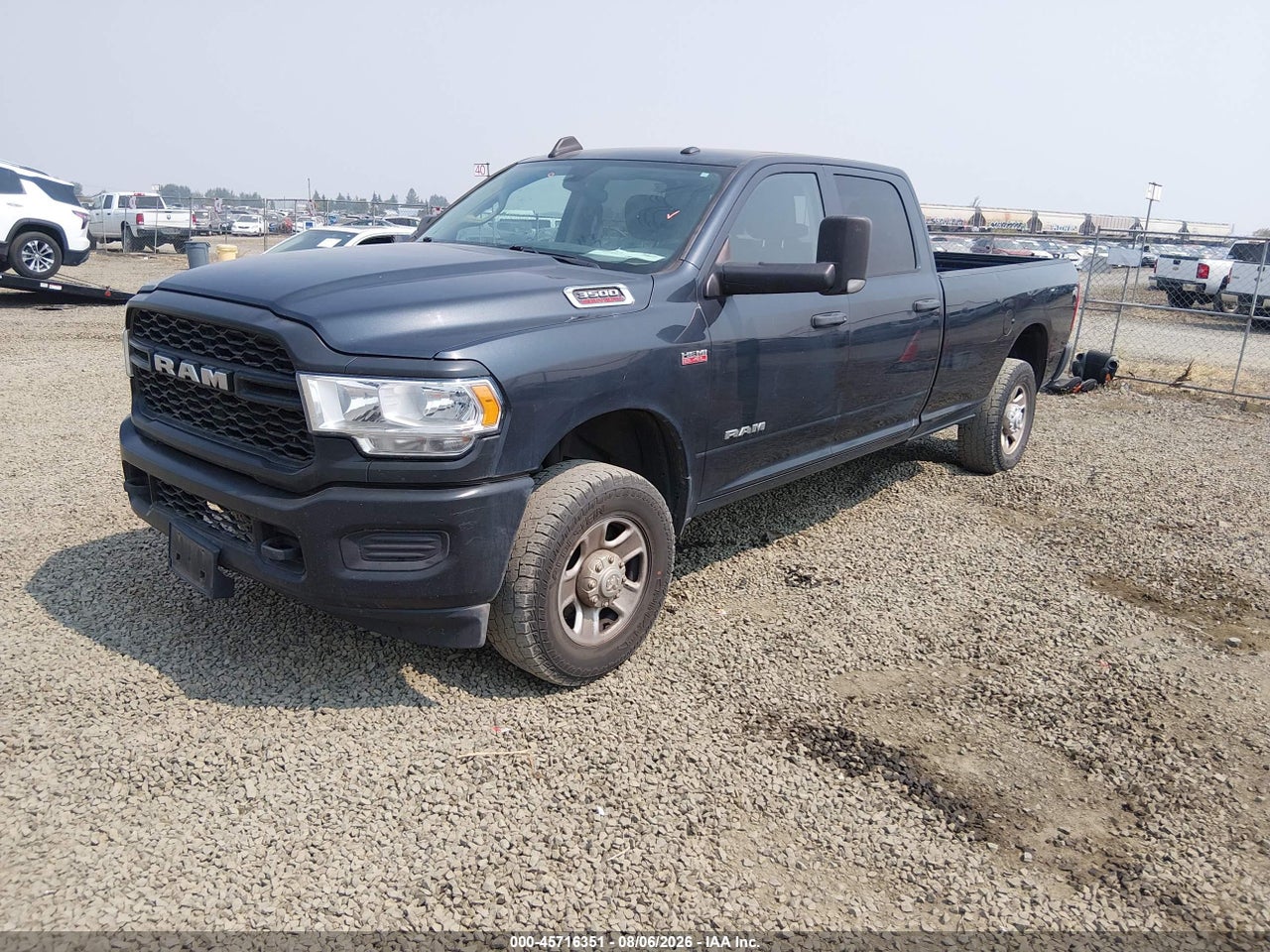 2020 RAM 3500 TRADESMAN  4X4 8' BOX · 2/11