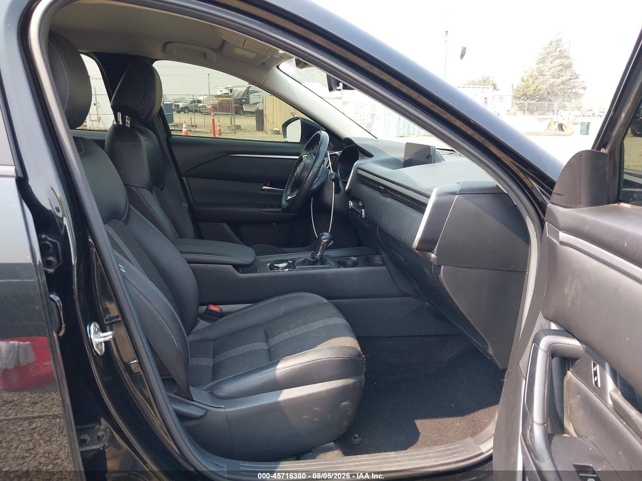 2024 MAZDA CX-50 2.5 S PREFERRED · 5/11