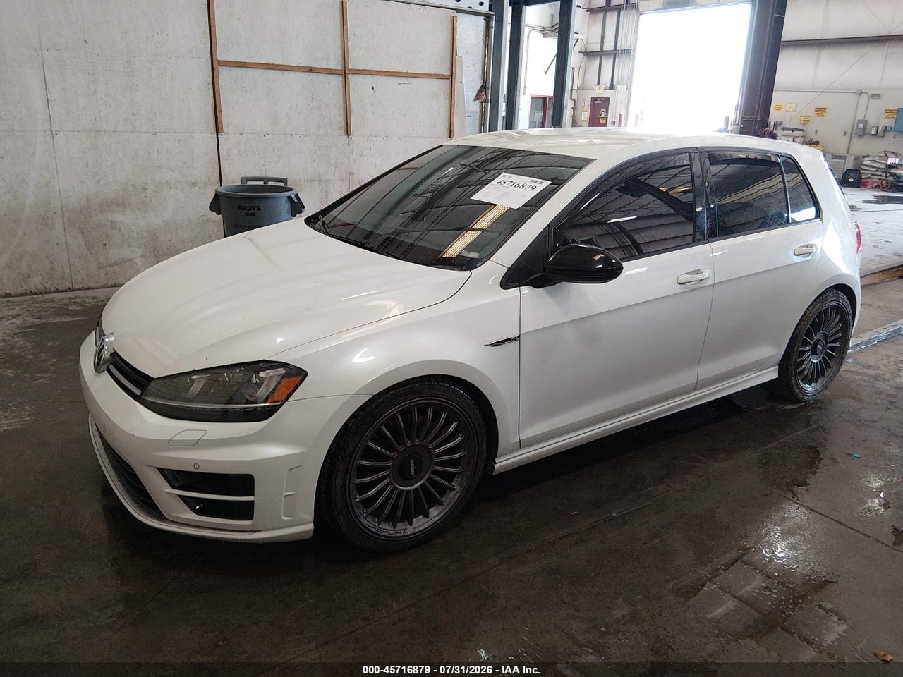 2017 VOLKSWAGEN GOLF R 4-DOOR W/DCC   NAVIGATION · 2/11