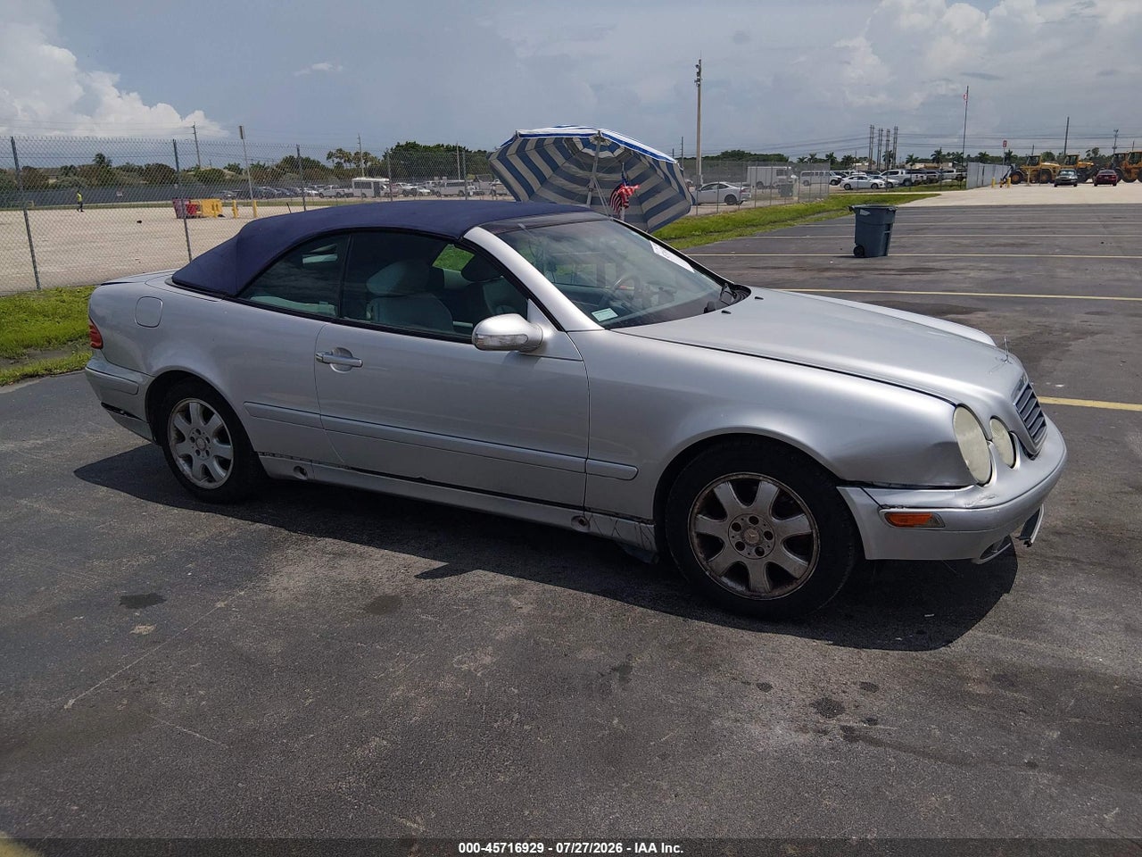 WDBLK65G03T****** · 2003 MERCEDES-BENZ CLK 320